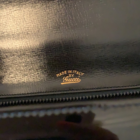 Gucci patent handbag *Authentic - Picture 11 of 15